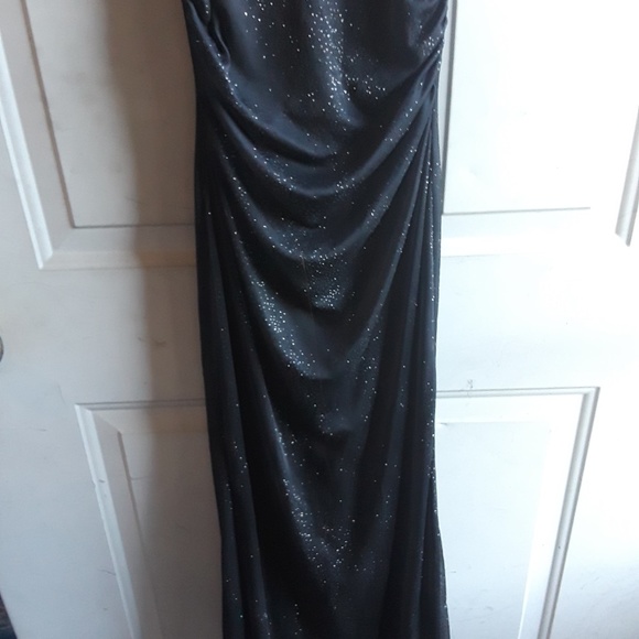 Mariposa Cocktail Dress - Picture 2 of 3